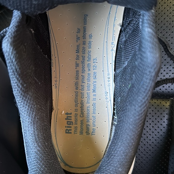 ASICS gel challenger 13. Size 8.5 - Picture 6 of 16